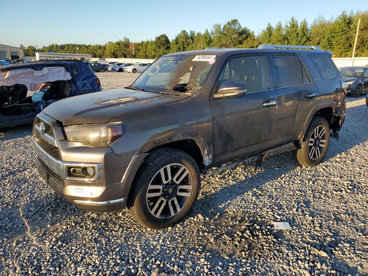 2019 Toyota 4Runner Sr5 for Sale in Memphis, TN - Burn