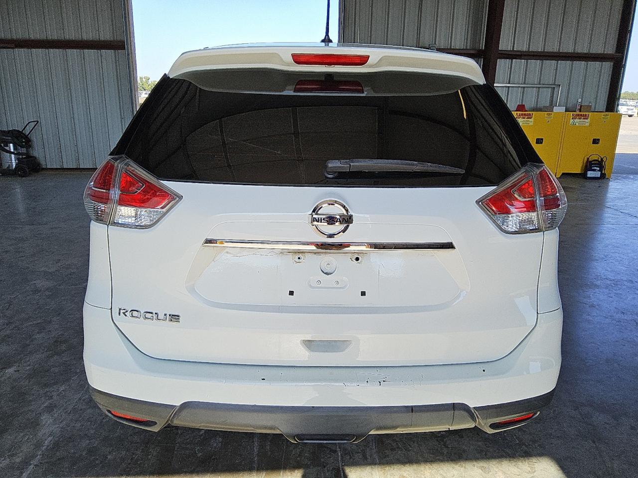 2015 Nissan Rogue S VIN: 5N1AT2MT9FC911586 Lot: 75346514