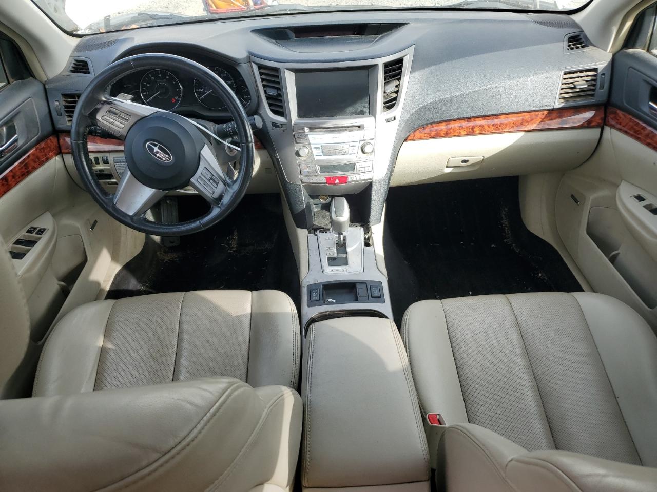 2011 Subaru Outback 2.5I Limited VIN: 4S4BRBLC3B3348288 Lot: 76361334