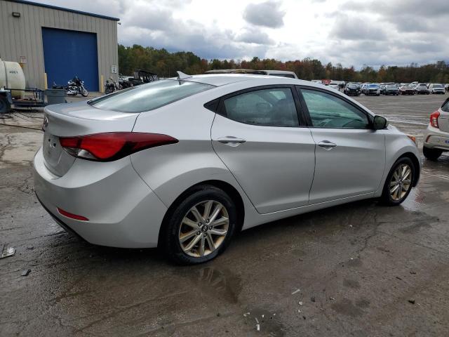  HYUNDAI ELANTRA 2015 Серебристый