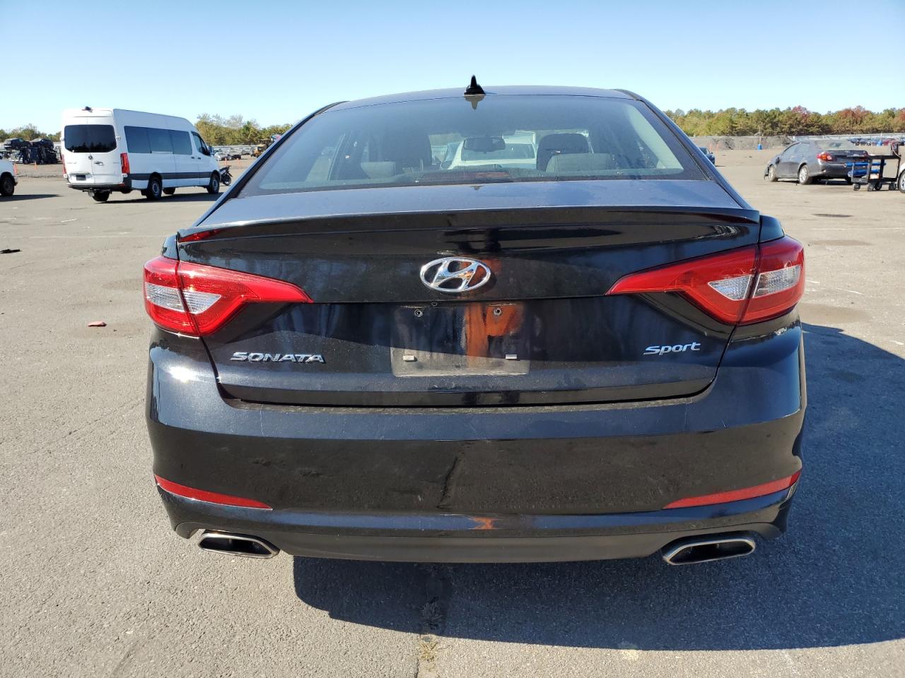 2015 Hyundai Sonata Sport VIN: 5NPE34AF9FH228923 Lot: 76778594