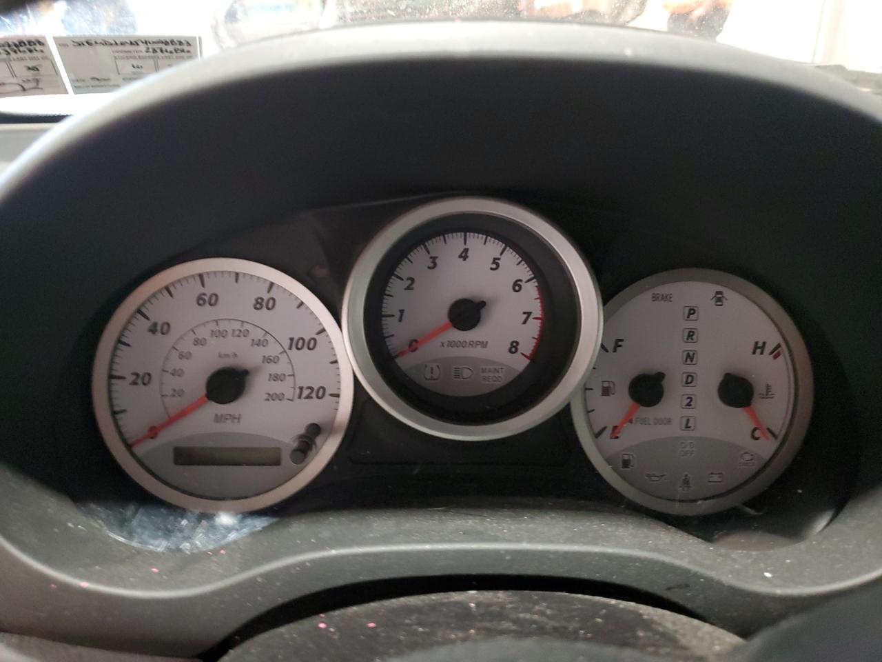 2004 Toyota RAV 4 - Image 9