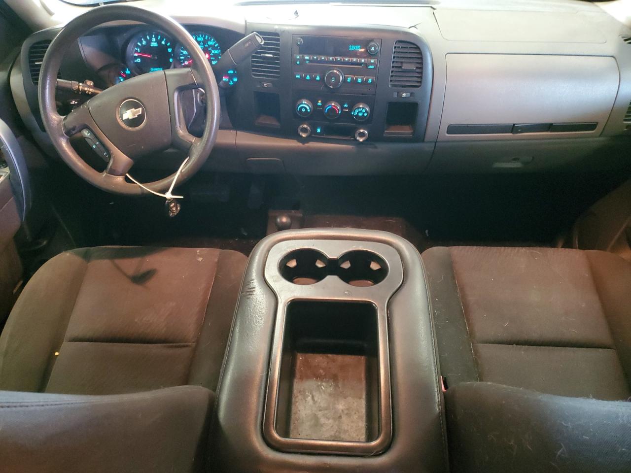 2010 Chevrolet Silverado - Image 8
