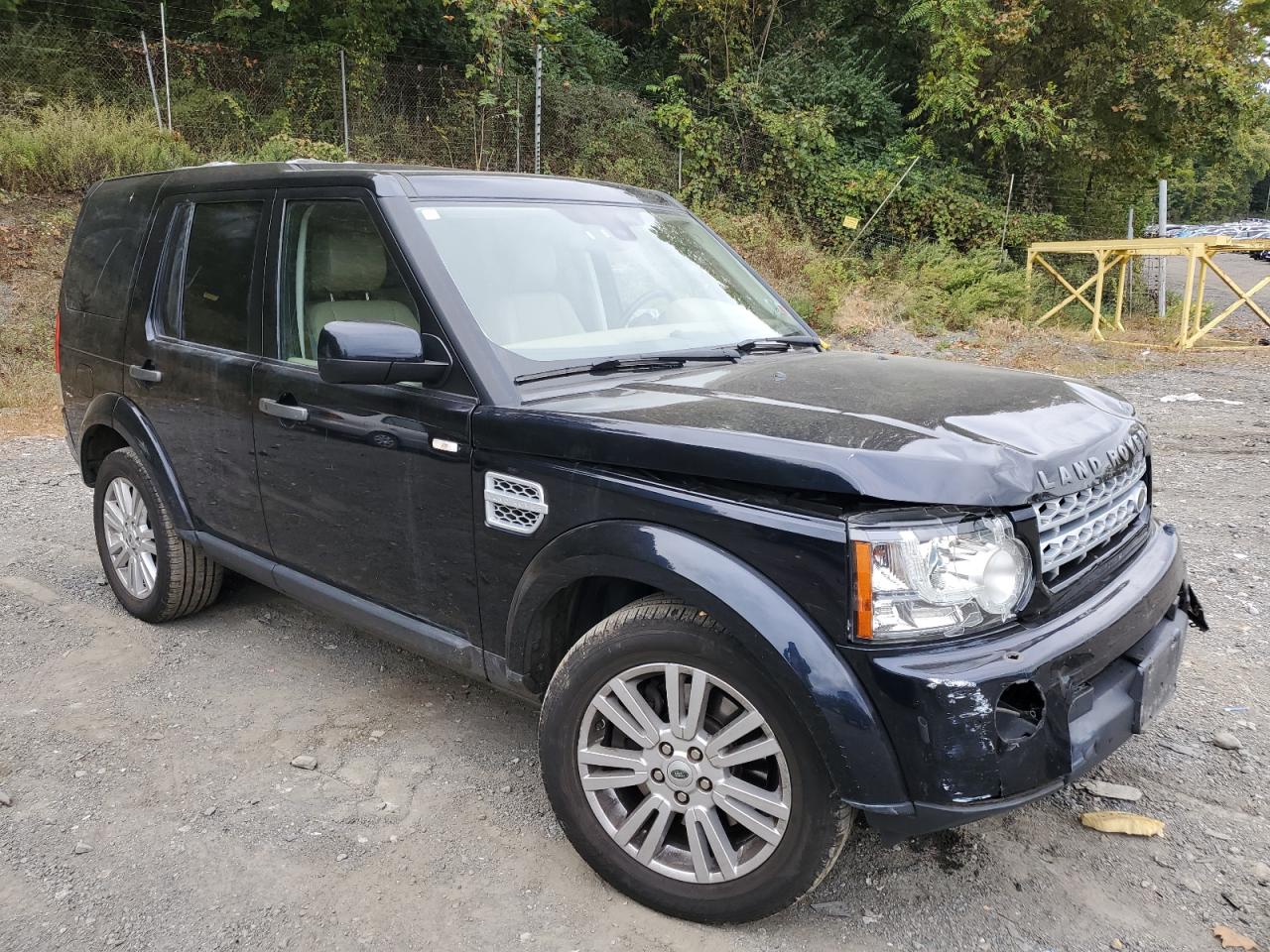 2012 Land Rover LR4 - Image 4