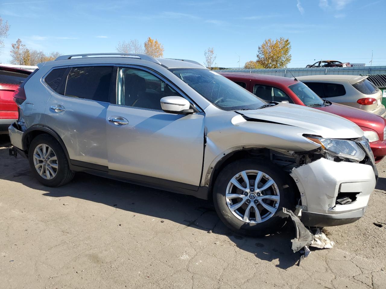 2019 Nissan Rogue - Image 4