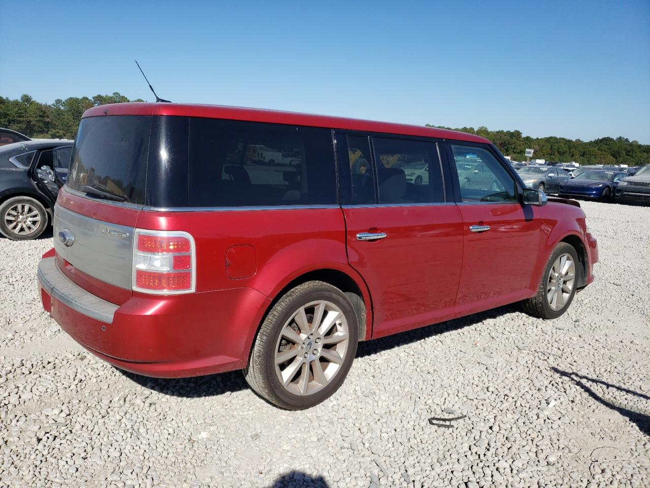 2010 Ford Flex - Image 3