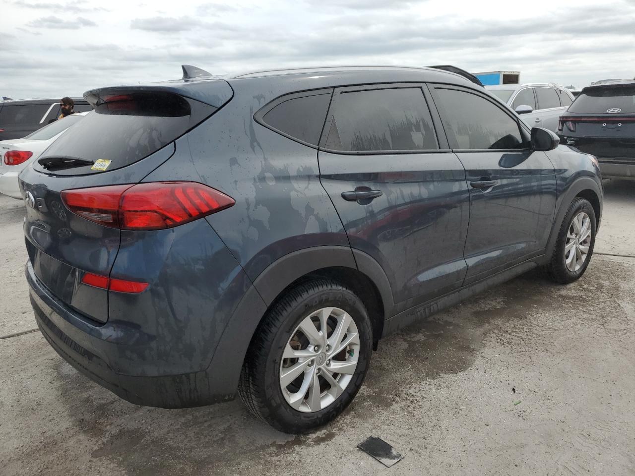 2021 Hyundai Tucson - Image 3