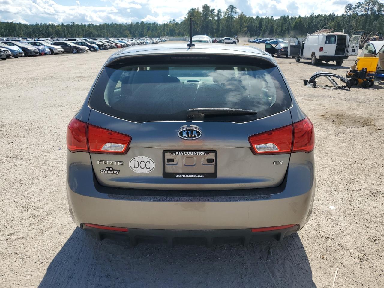 2011 Kia Forte Ex VIN: KNAFU5A29B5399778 Lot: 74190194