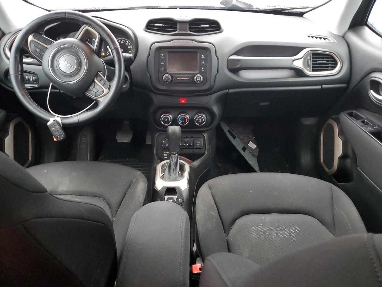 2017 Jeep Renegade - Image 8