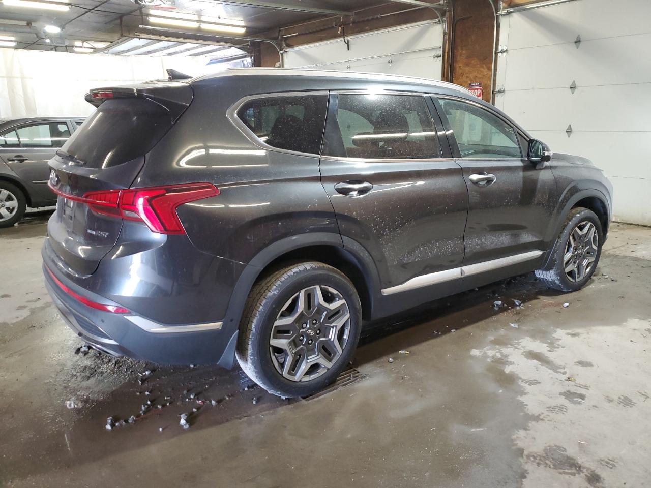 2022 Hyundai Santa Fe - Image 3