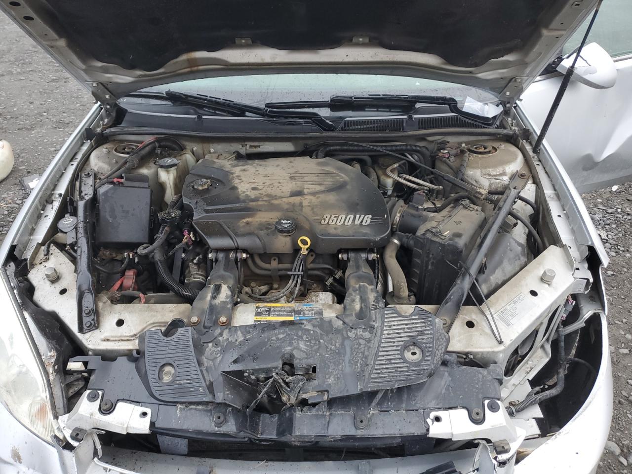 2010 Chevrolet Impala - Image 12