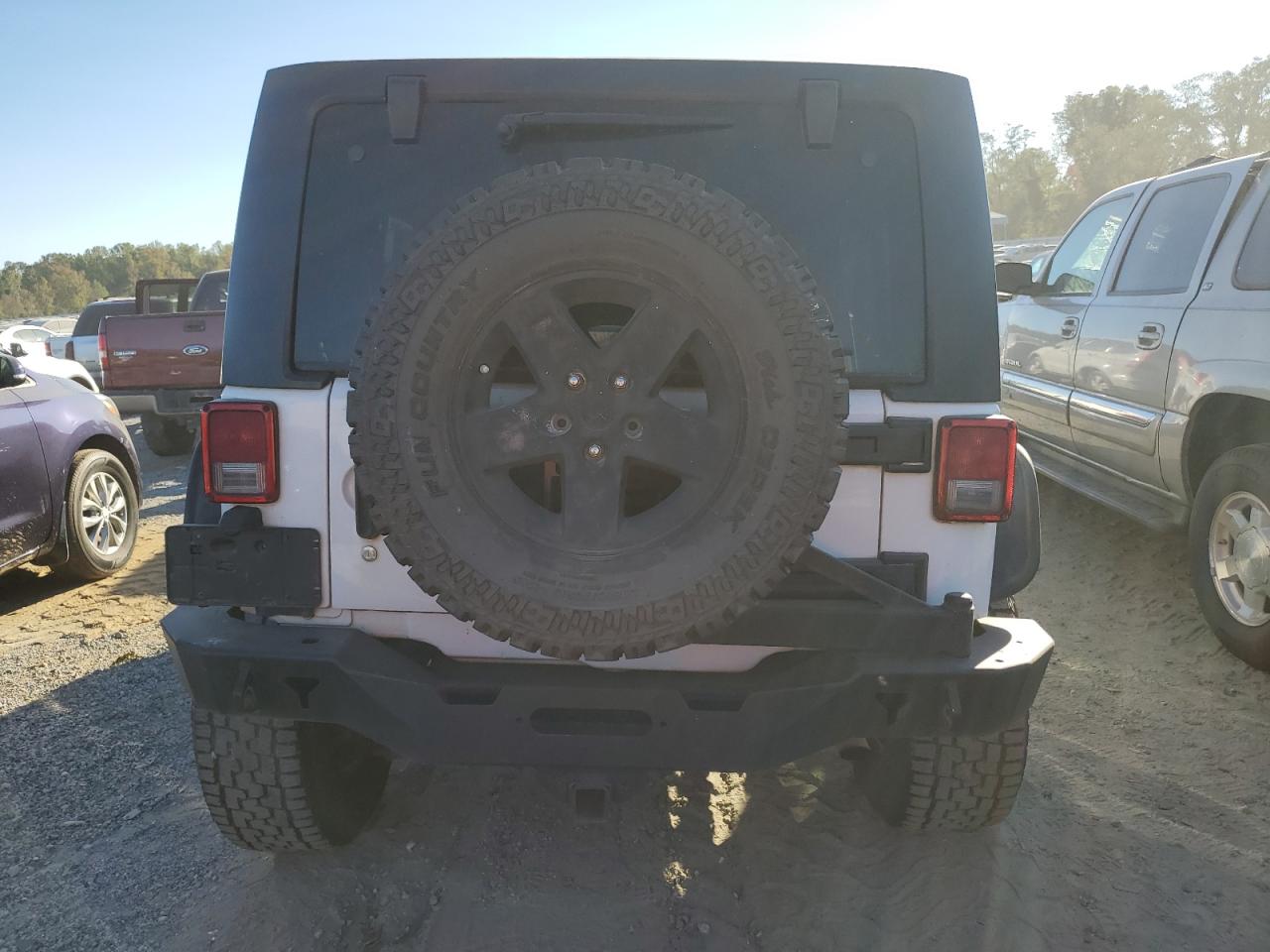 2013 Jeep Wrangler Unlimited Sahara VIN: 1C4HJWEG8DL649963 Lot: 75526734