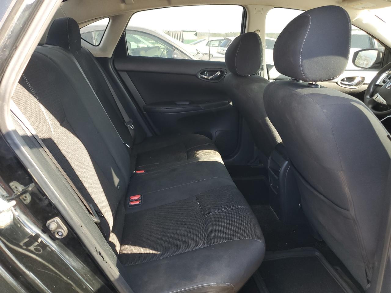 2017 Nissan Sentra - Image 11