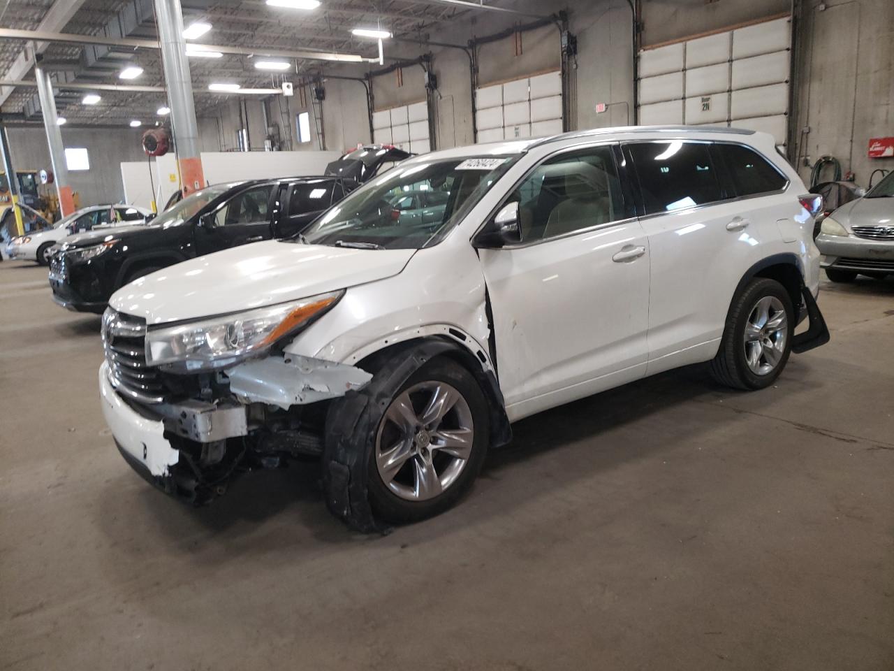 5TDDKRFH2FS142790 2015 TOYOTA HIGHLANDER - Image 1