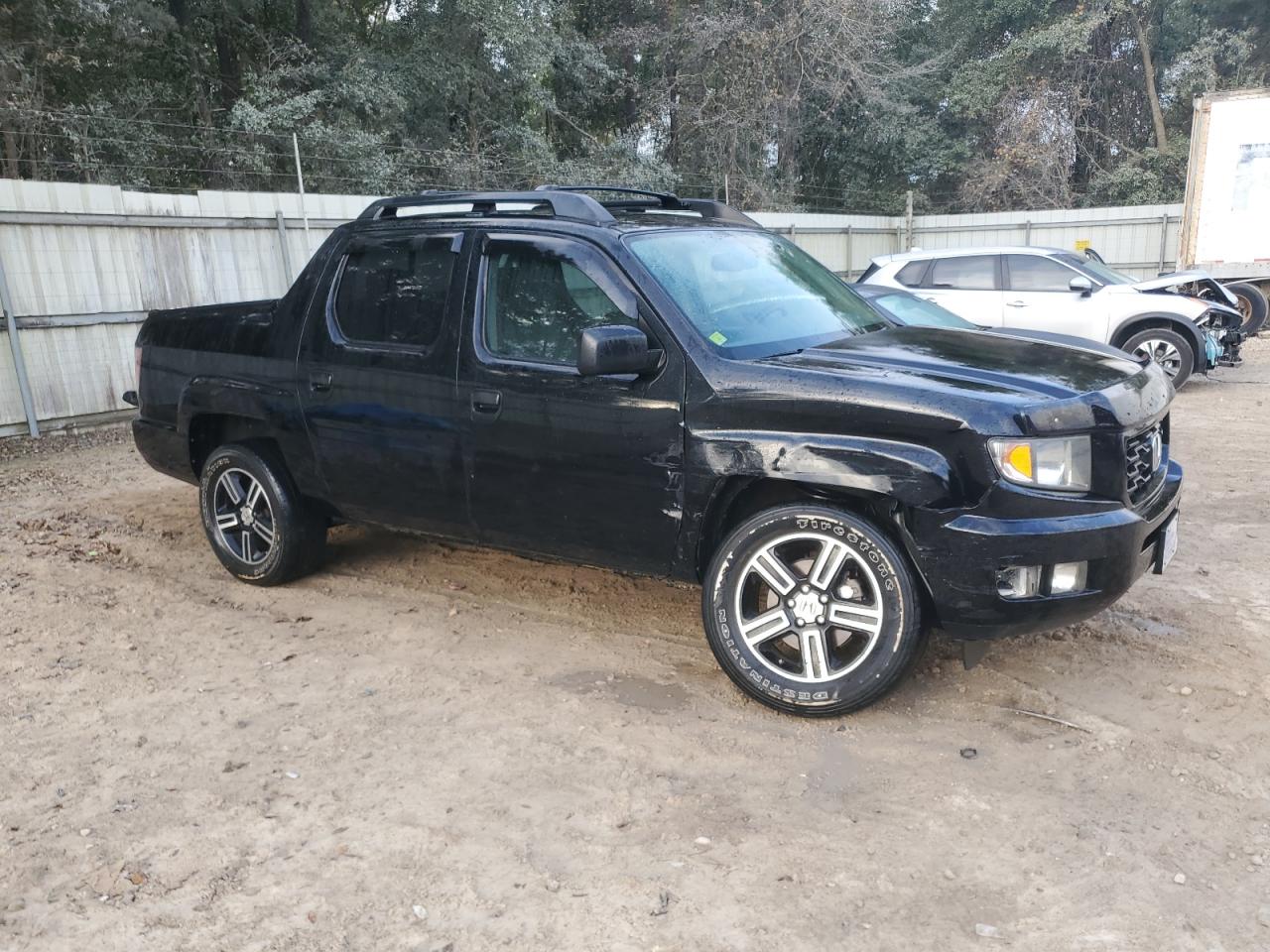 2013 Honda Ridgeline - Image 4