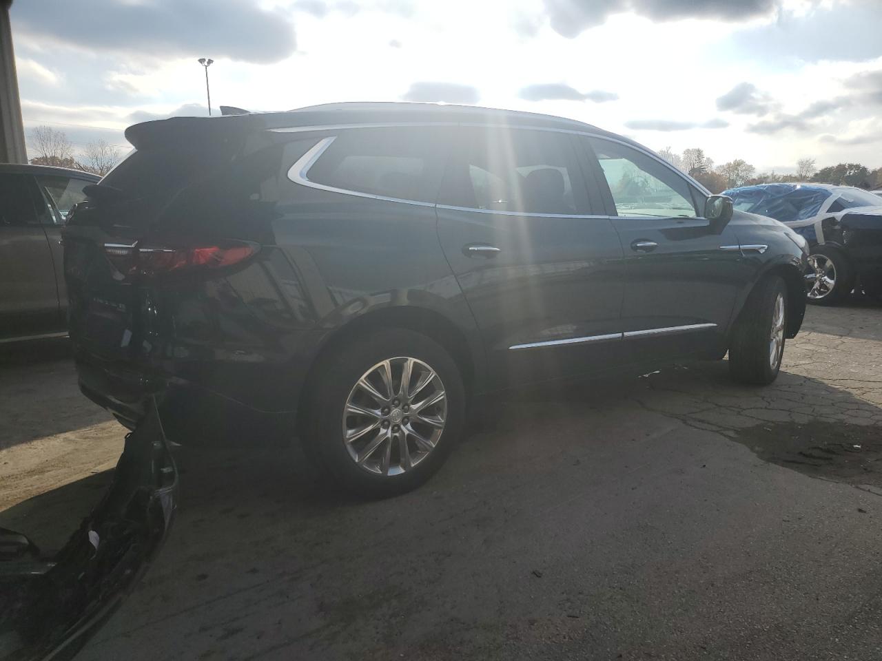 2018 Buick Enclave - Image 3