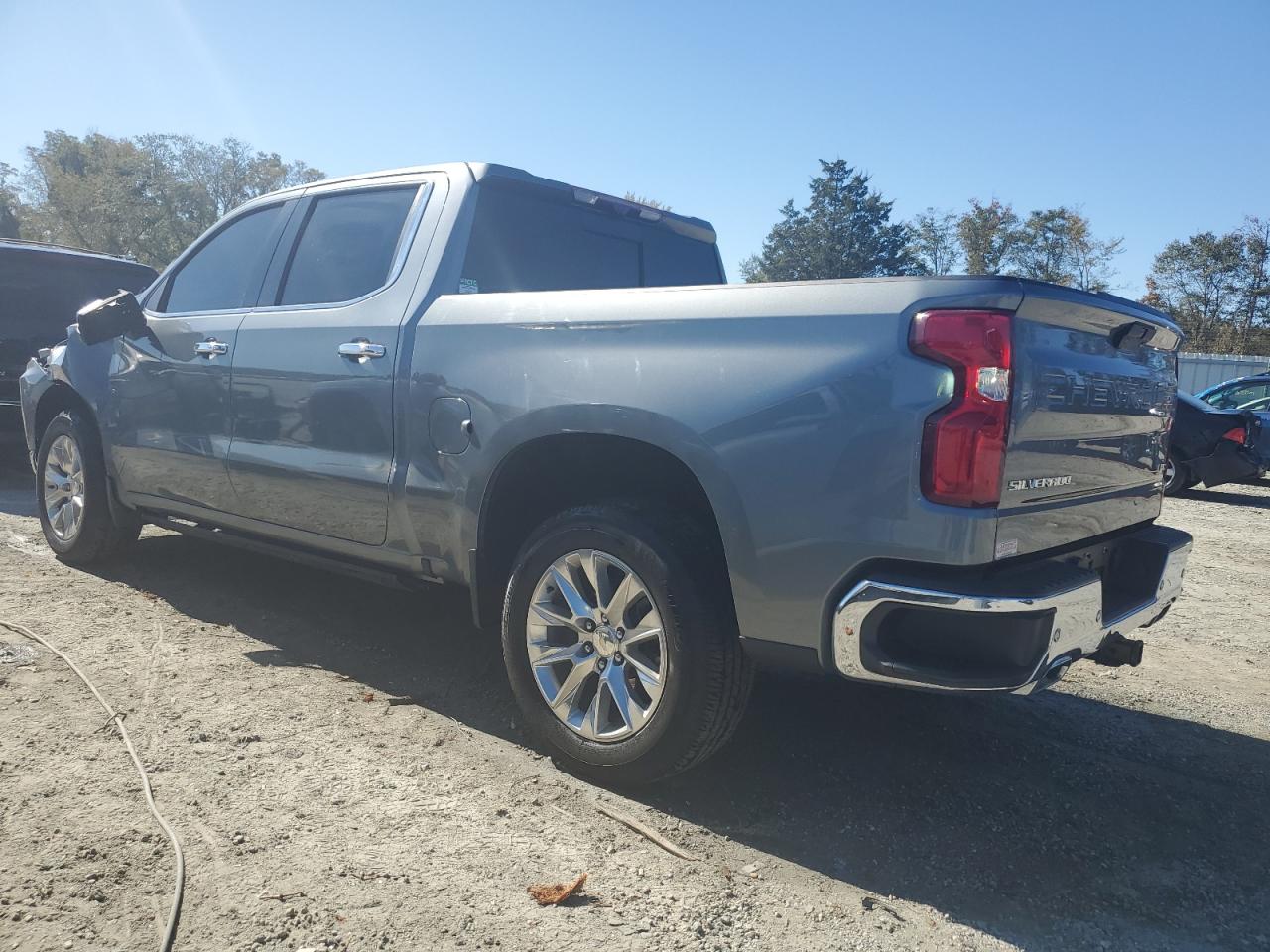 2021 Chevrolet Silverado - Image 2
