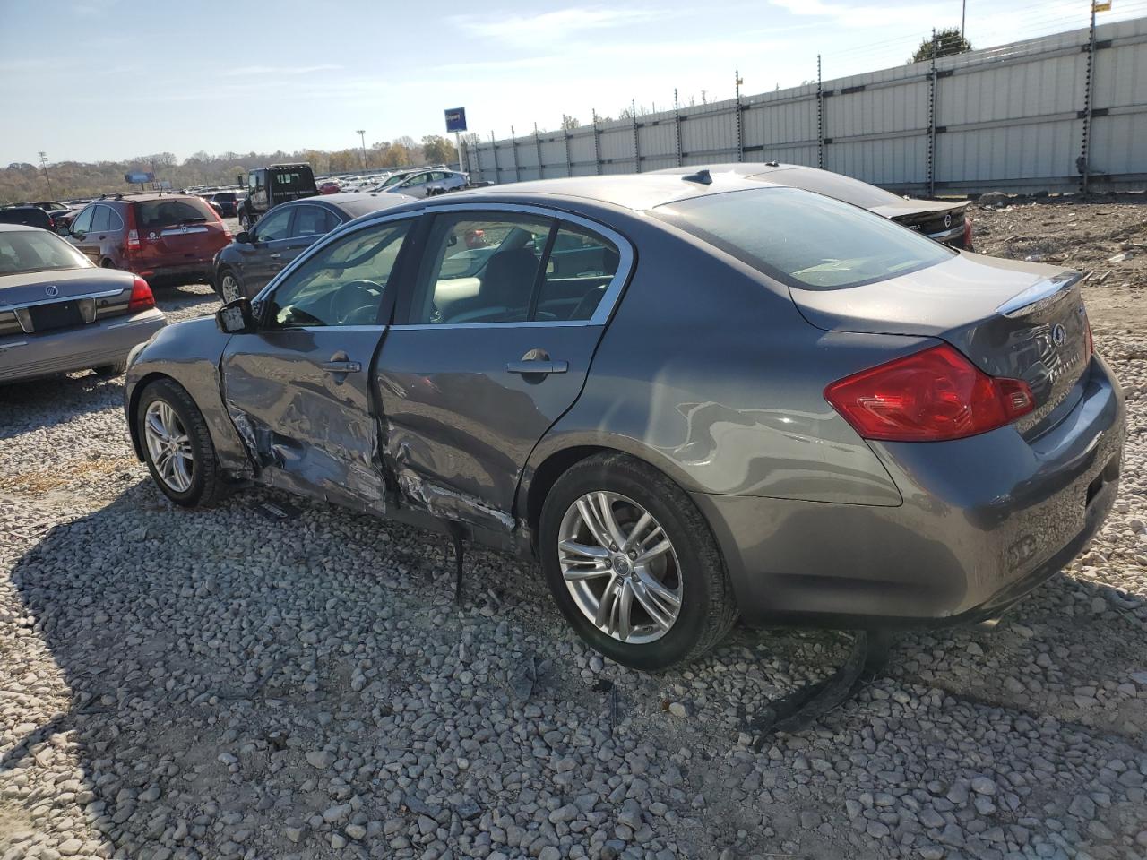 2013 Infiniti G - Image 2