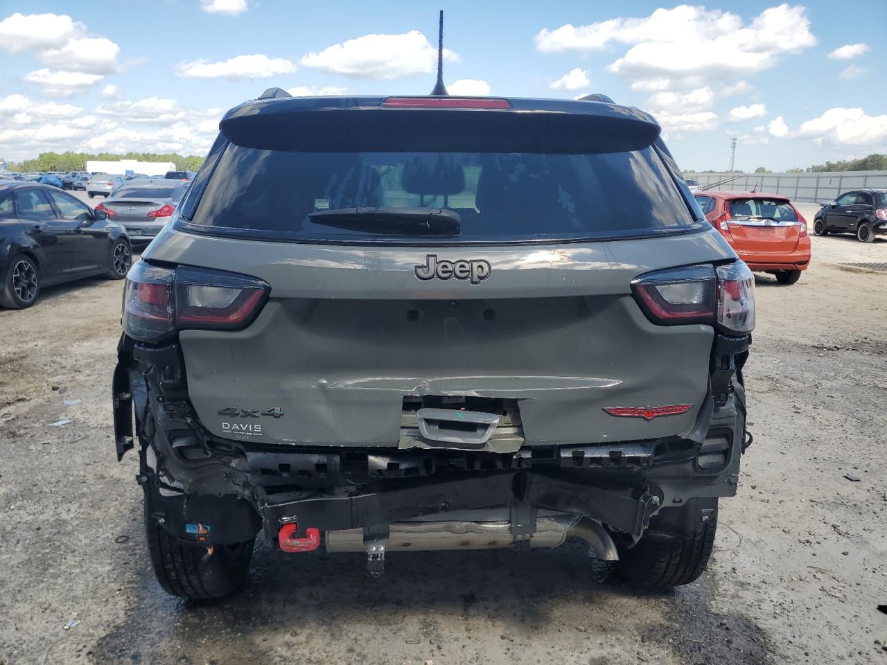 3C4NJDDB1NT224037 2022 Jeep Compass Trailhawk