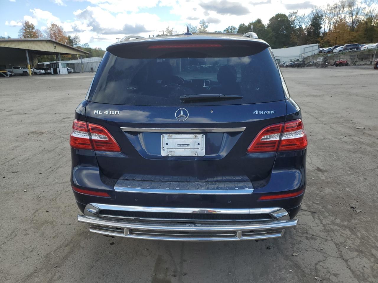 2015 Mercedes-Benz Ml 400 4Matic VIN: 4JGDA5GB0FA535752 Lot: 75317384