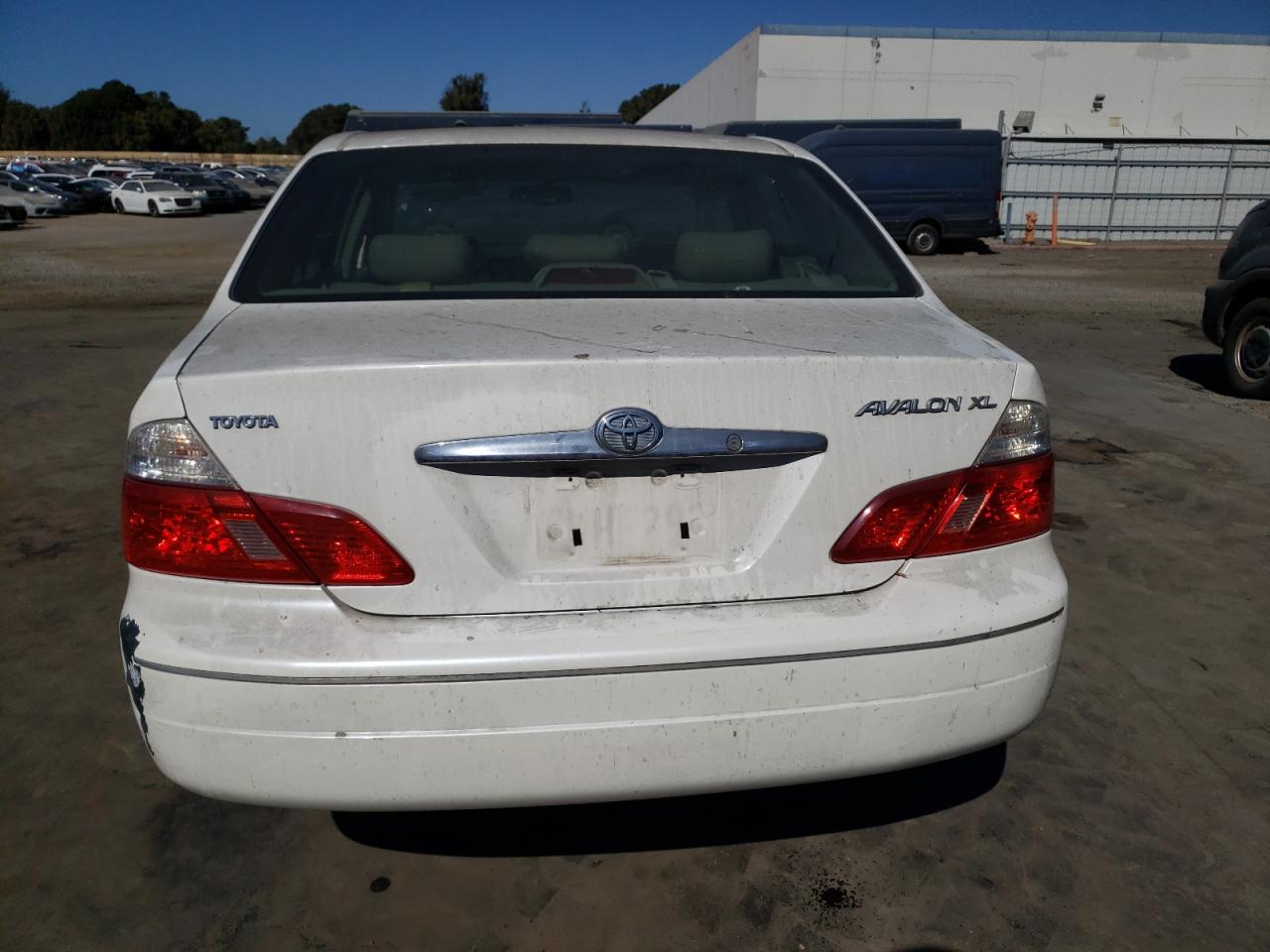 2004 Toyota Avalon Xl VIN: 4T1BF28B44U381547 Lot: 75875264