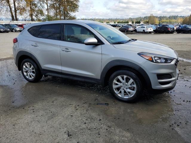 KM8J23A44LU241540 Hyundai Tucson SE 4