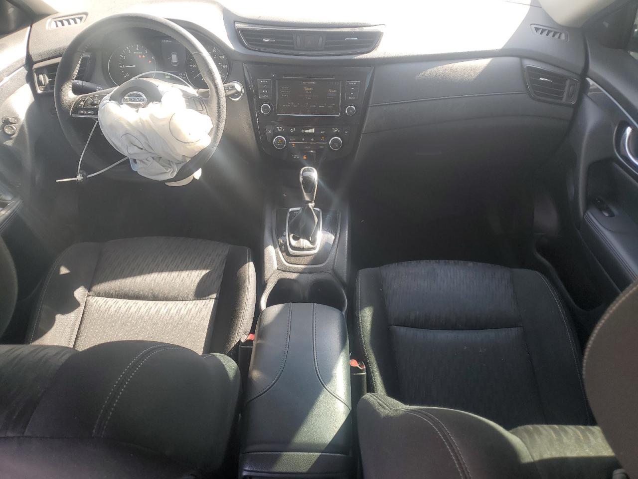 2019 Nissan Rogue - Image 8