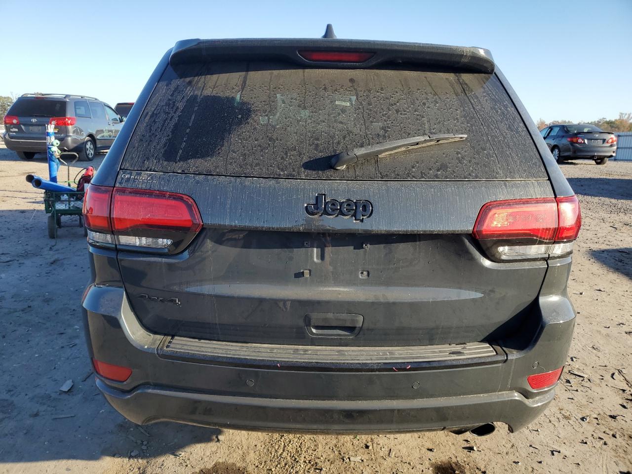 2018 Jeep Grand Cherokee Laredo VIN: 1C4RJFAG2JC120594 Lot: 78526464