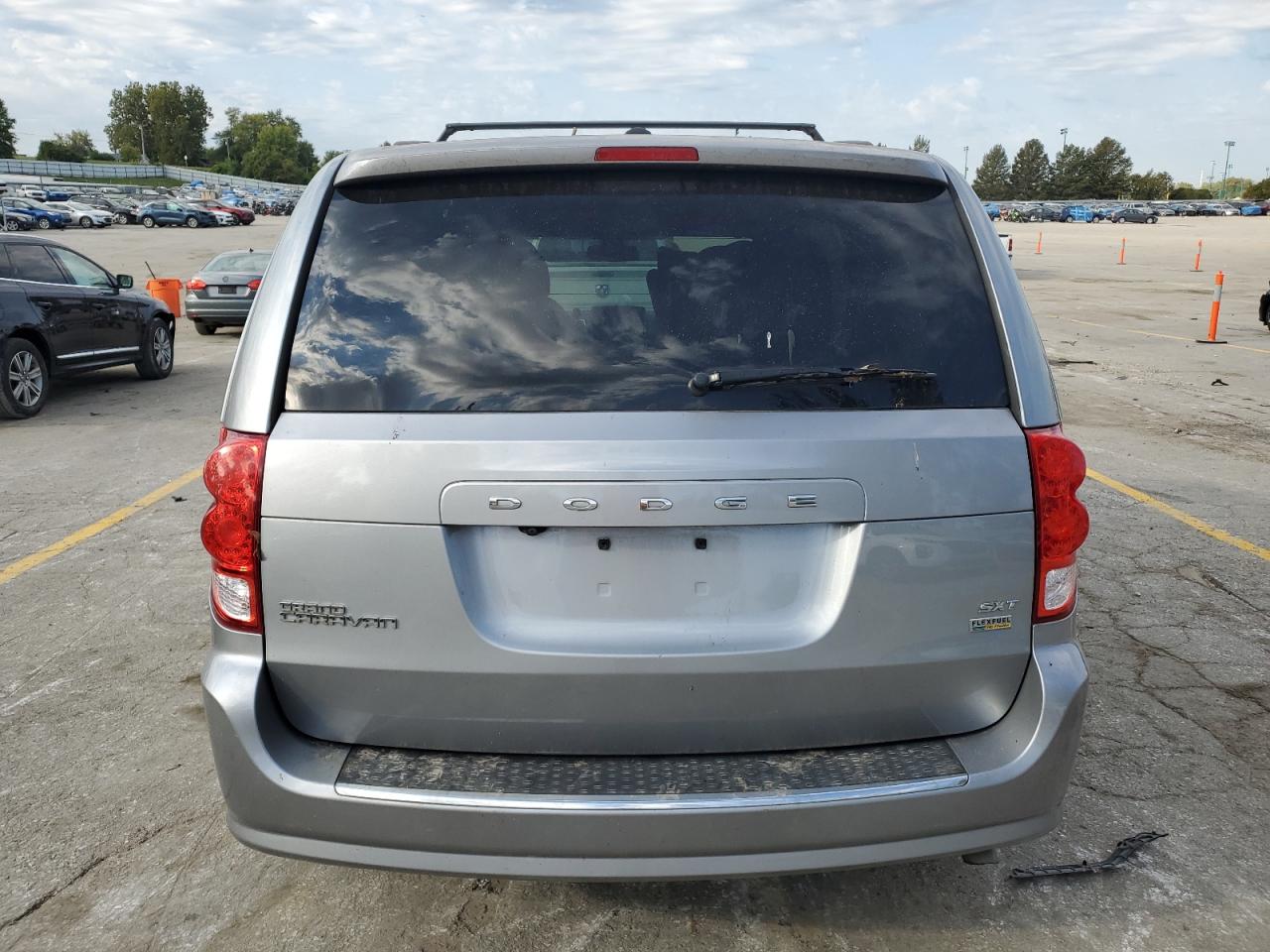 2019 Dodge Grand Caravan Sxt VIN: 2C4RDGCG0KR735857 Lot: 74053504