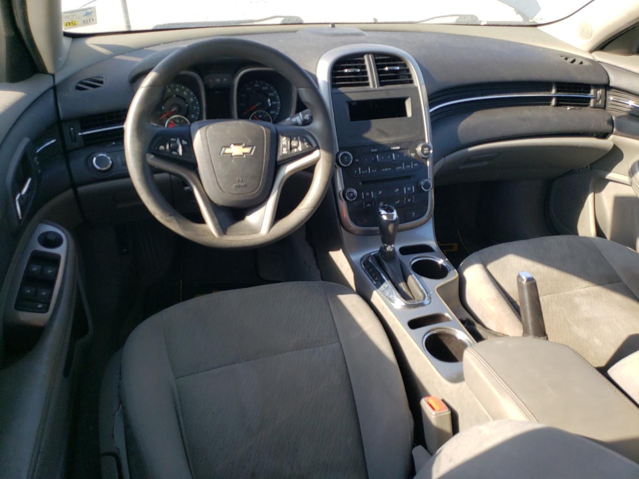 2016 Chevrolet Malibu - Image 8
