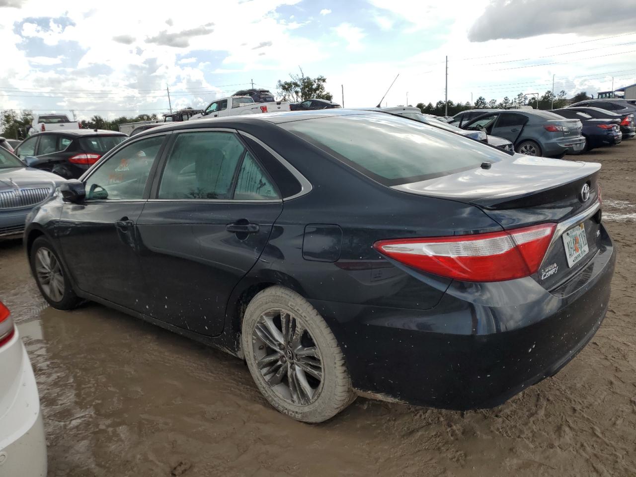 4T1BF1FK1GU540512 2016 TOYOTA CAMRY - Image 2