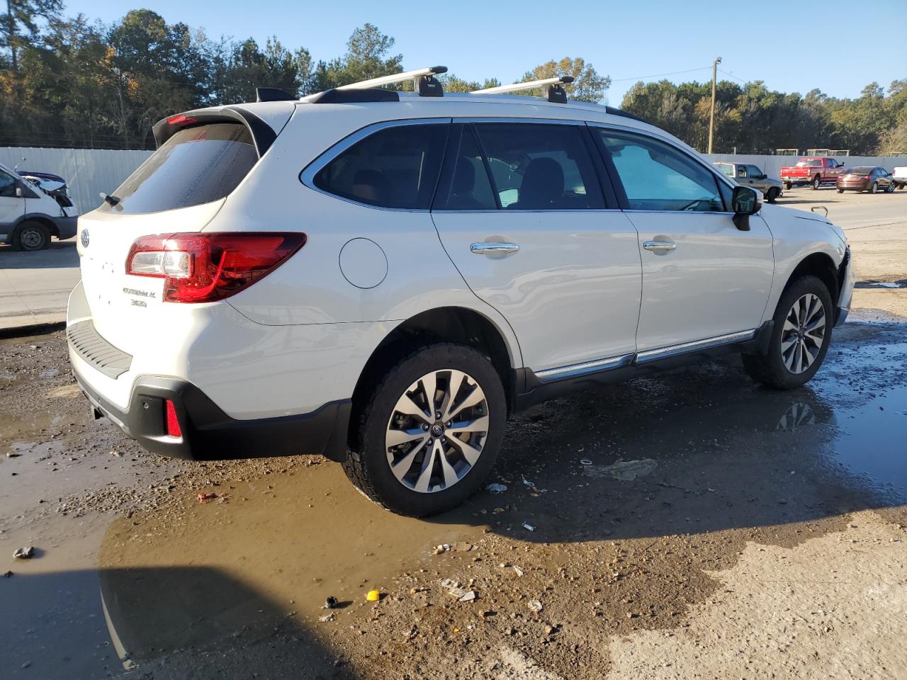 2019 Subaru Outback - Image 3