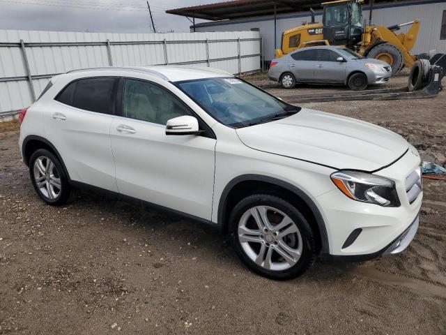 Паркетники MERCEDES-BENZ GLA-CLASS 2016 Белый