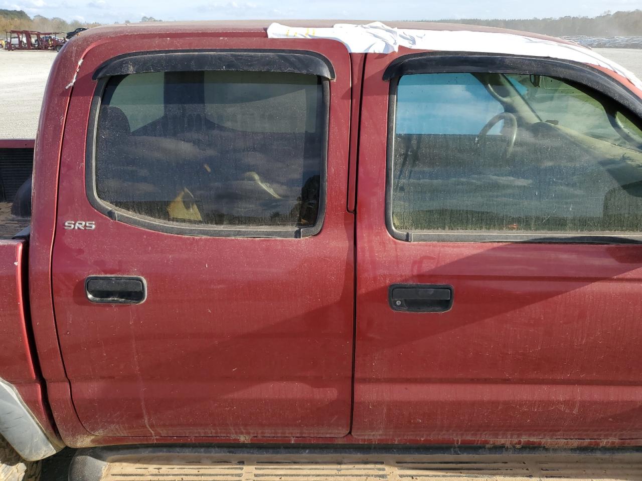 2004 Toyota Tacoma - Image 12
