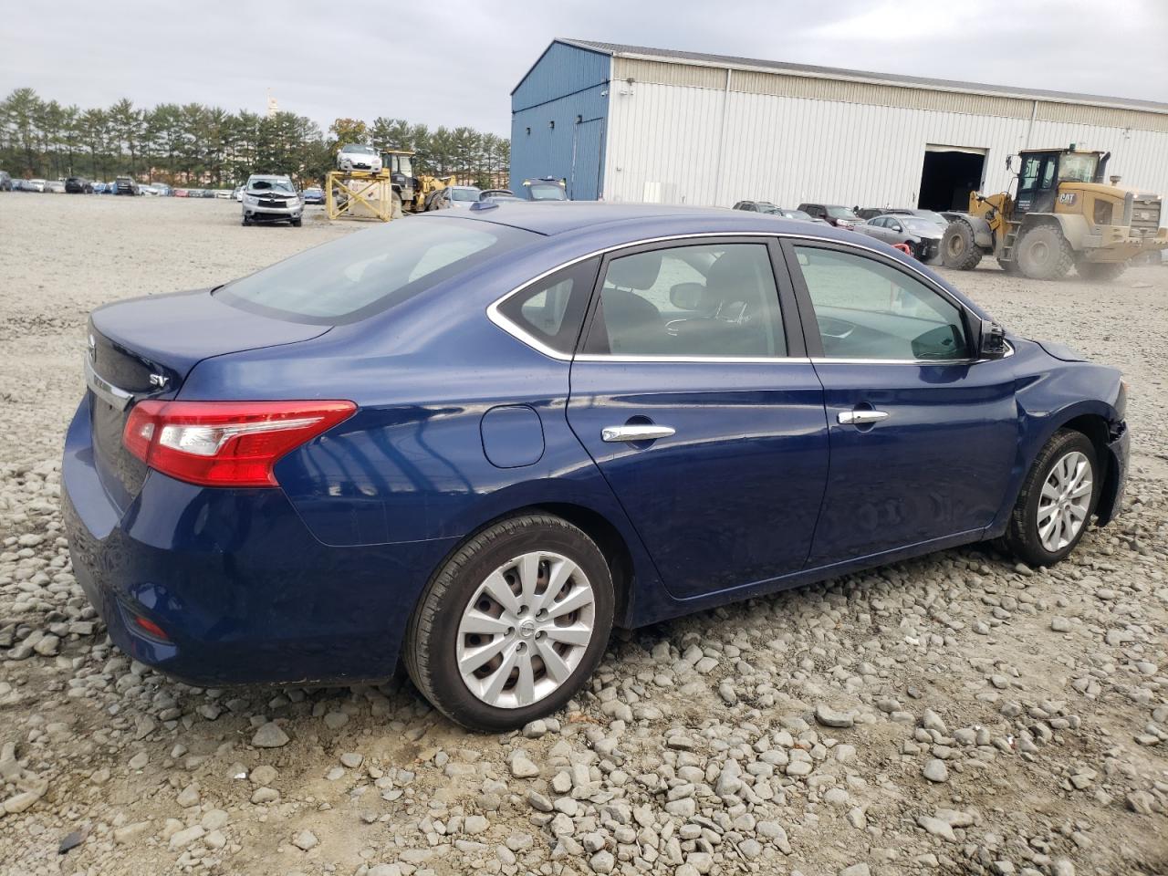2016 Nissan Sentra - Image 3
