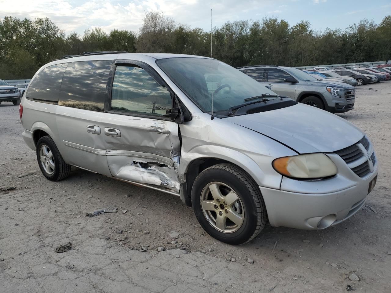 2007 Dodge Caravan - Image 4