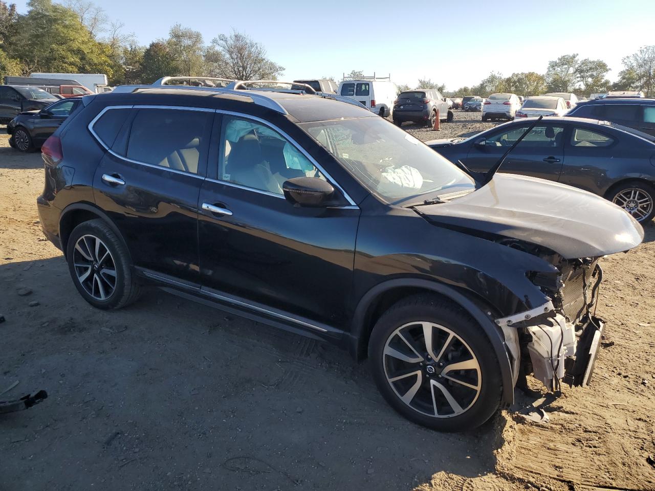 2019 Nissan Rogue - Image 4