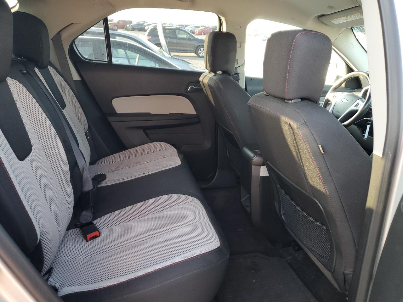 2016 Chevrolet Equinox - Image 11