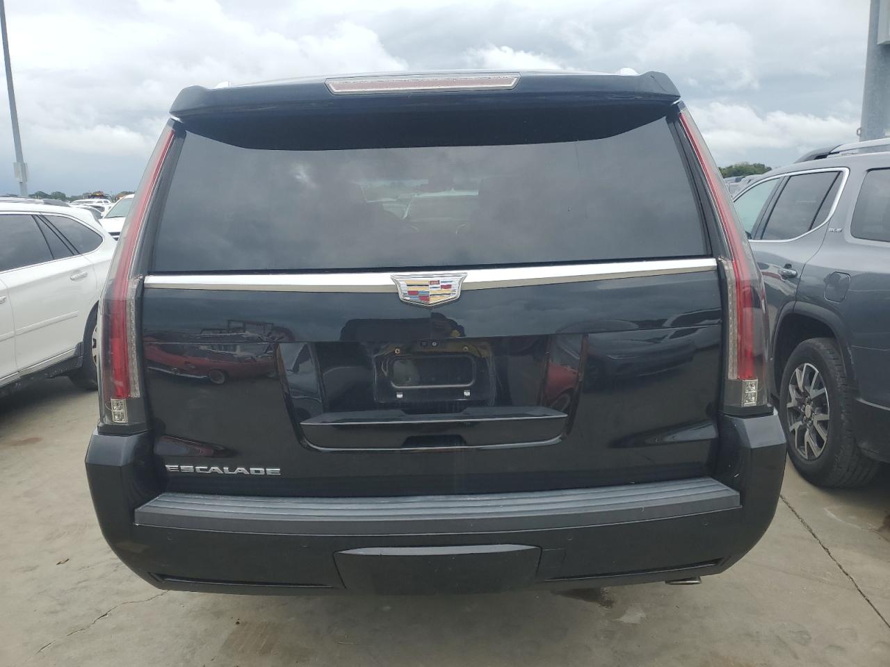 1GYS3KKJ8JR166128 2018 Cadillac Escalade Esv Platinum