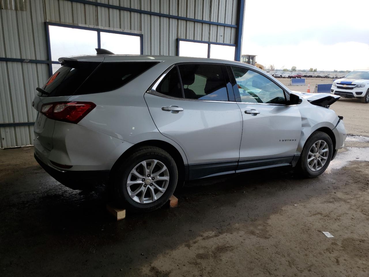 2020 Chevrolet Equinox - Image 3
