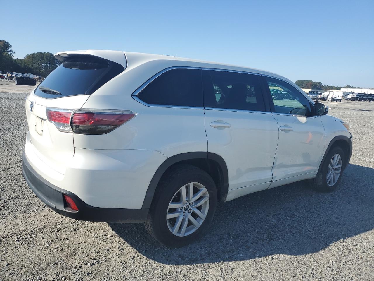 VIN 5TDZARFH1GS017368 2016 TOYOTA HIGHLANDER no.3