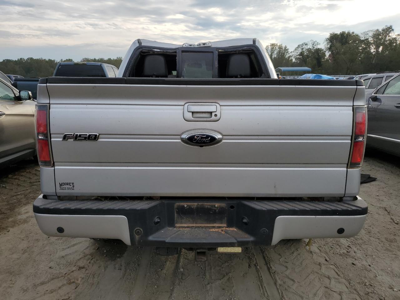 2011 Ford F-150 - Image 6
