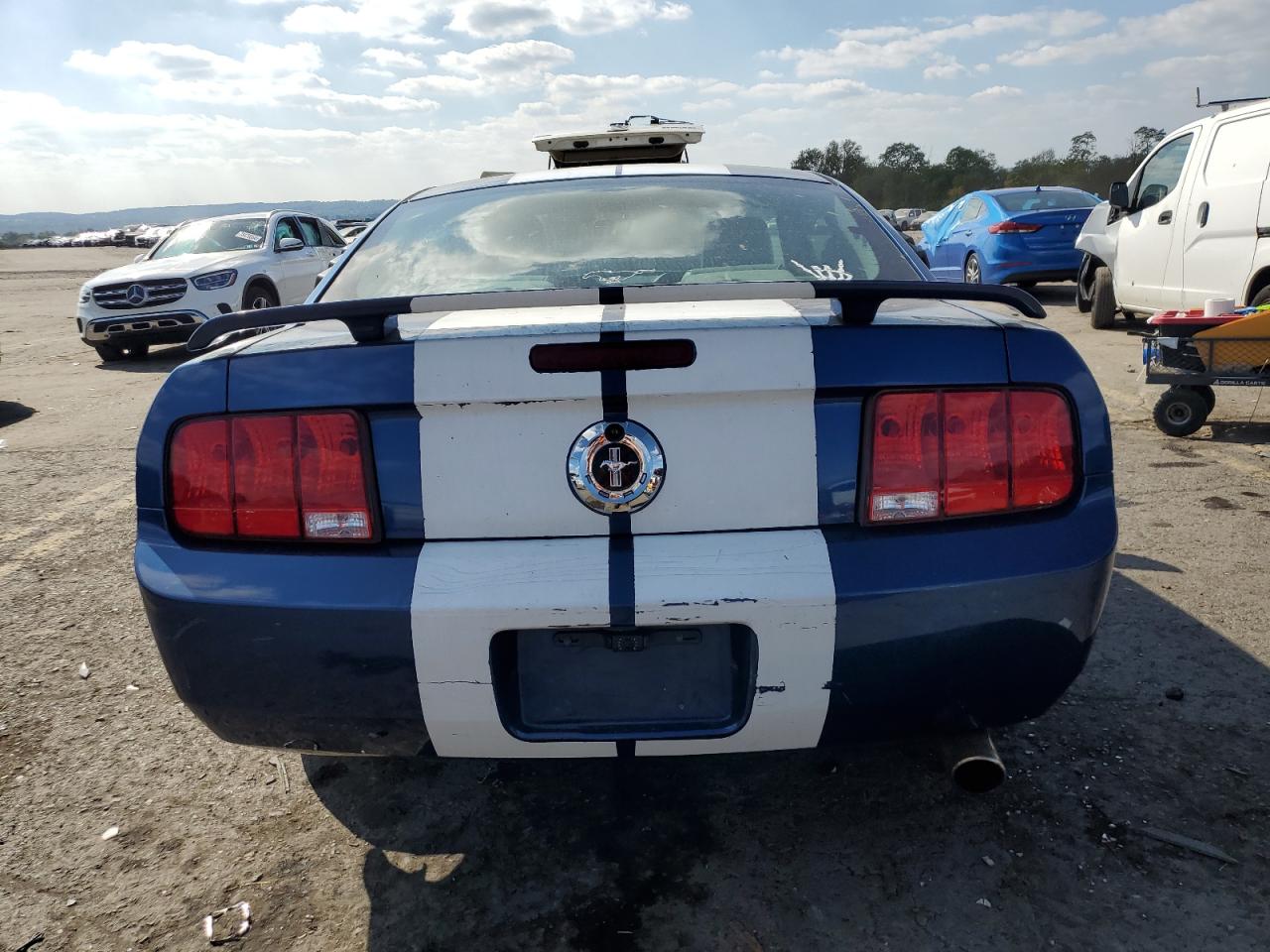 1ZVHT80NX65187129 2006 Ford Mustang