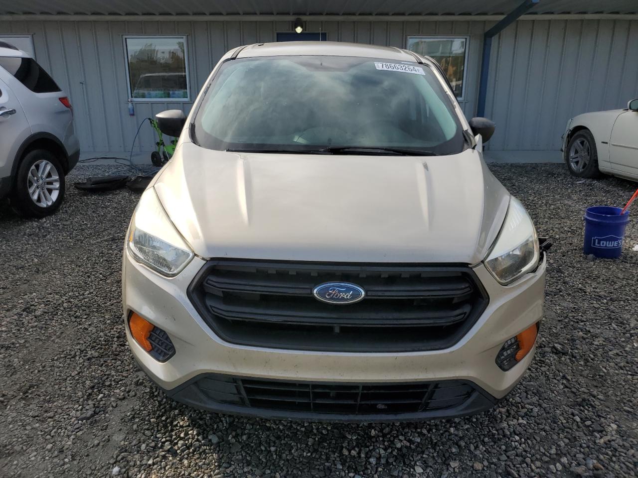 VIN 1FMCU0F74HUA88282 2017 FORD ESCAPE no.5