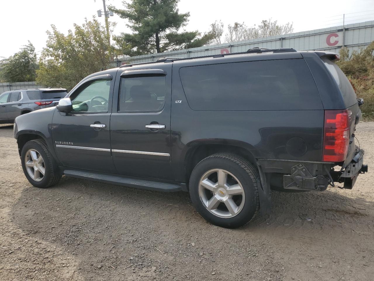 1GNSKKE37BR278241 2011 Chevrolet Suburban K1500 Ltz