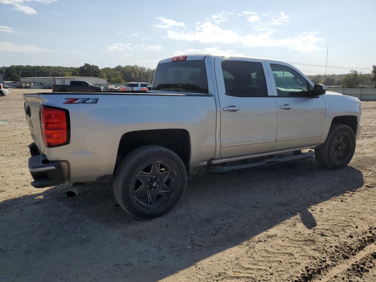 2018 Chevrolet Silverado - Image 3