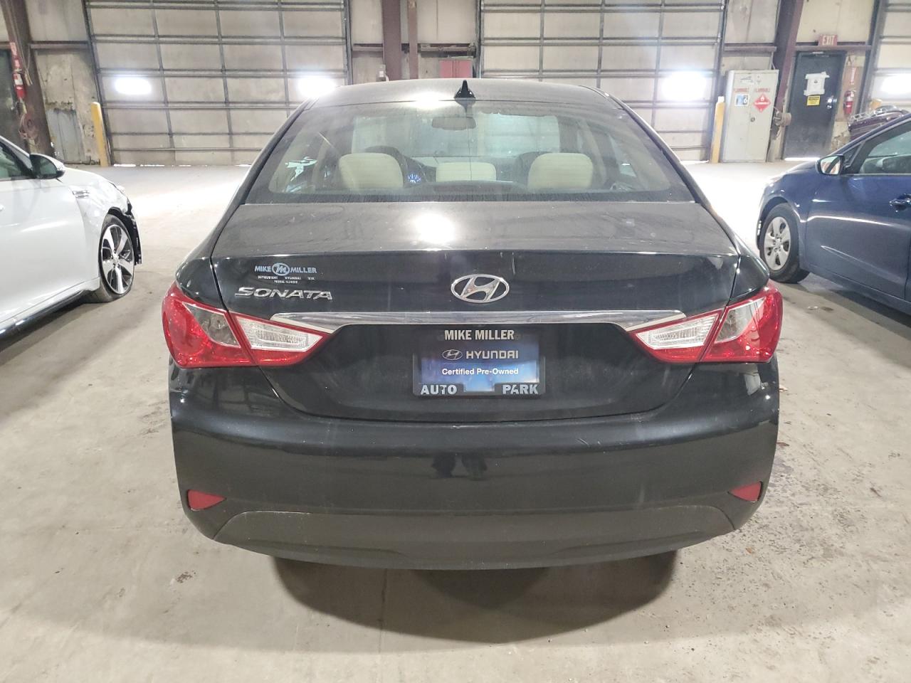 5NPEB4AC2EH860038 2014 Hyundai Sonata Gls