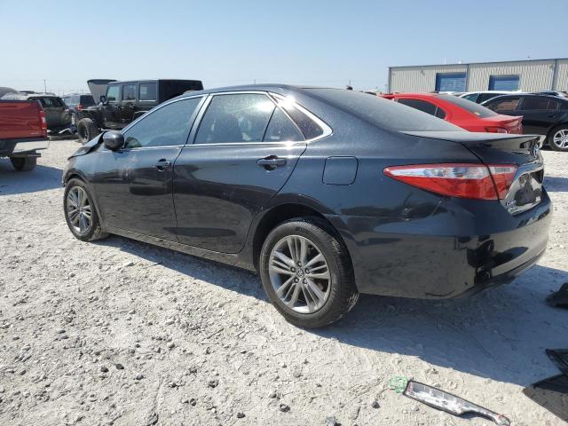 Sedans TOYOTA CAMRY 2017 Szary