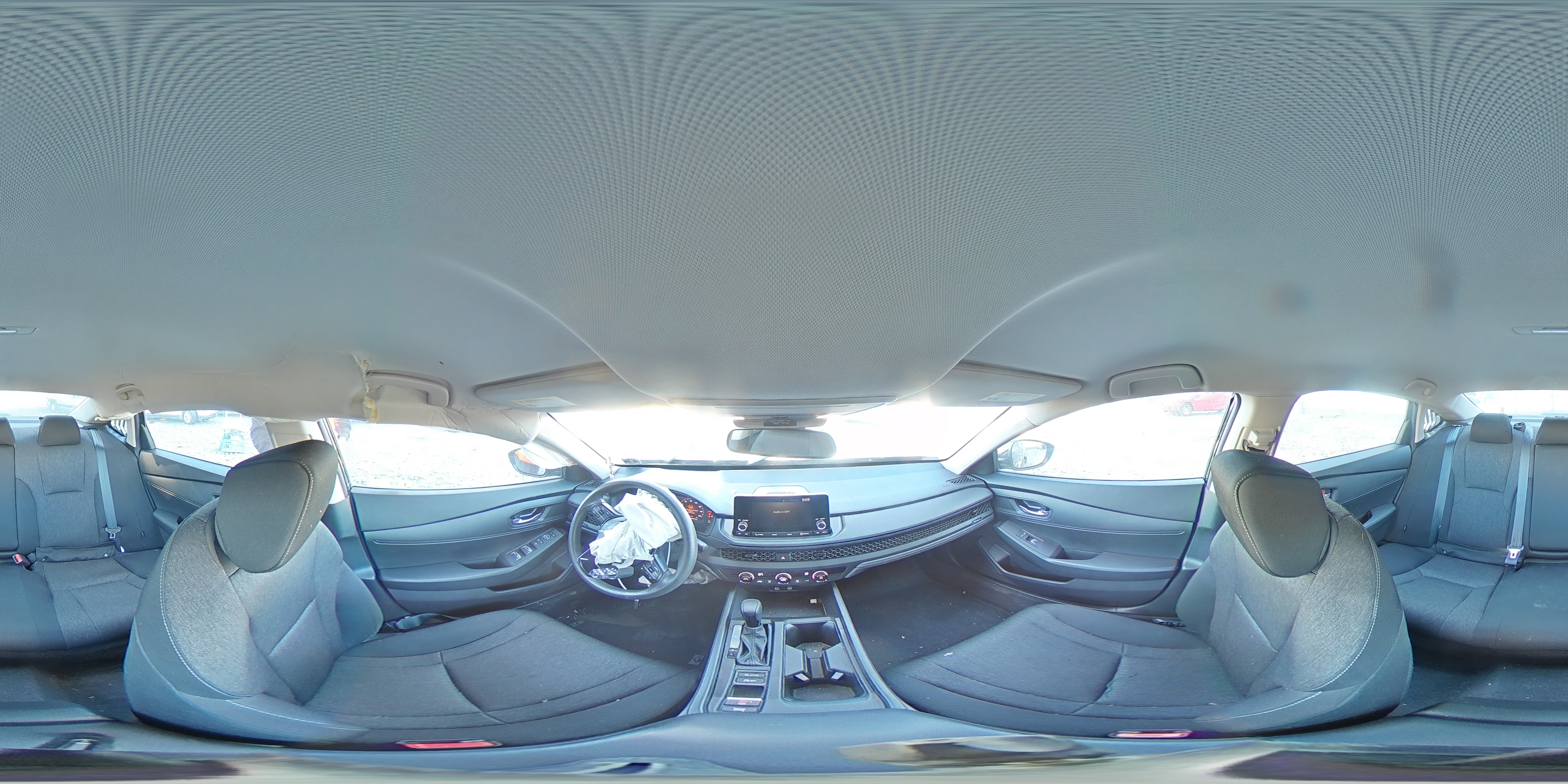 2023 Honda Accord - Image 13