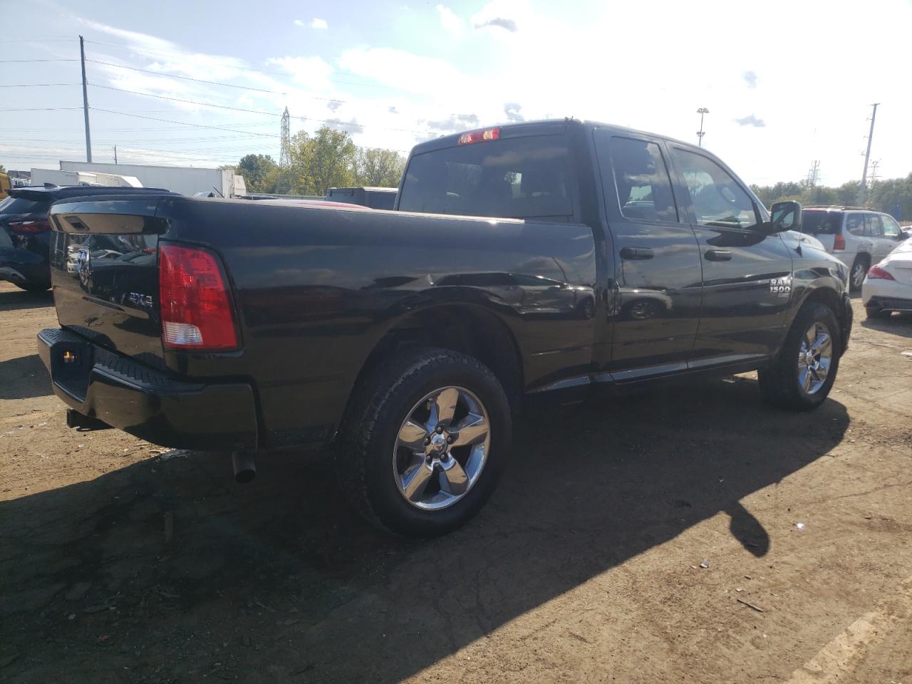 1C6RR7FG5KS548469 2019 Ram 1500 Classic Tradesman